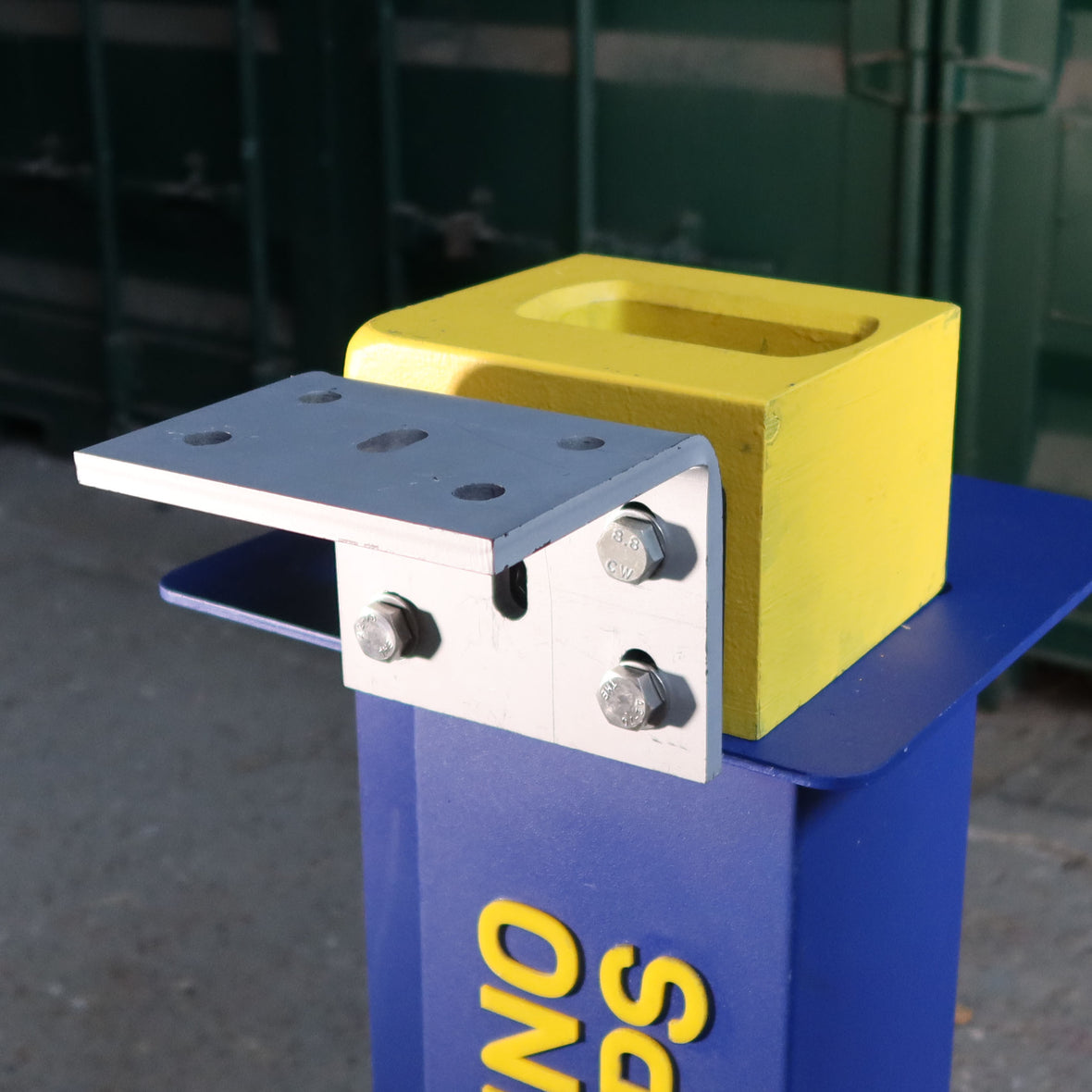 Shipping Container Panel Mount Inlet Shipping Container Angle Mounting Bracket. | Domino Clamps