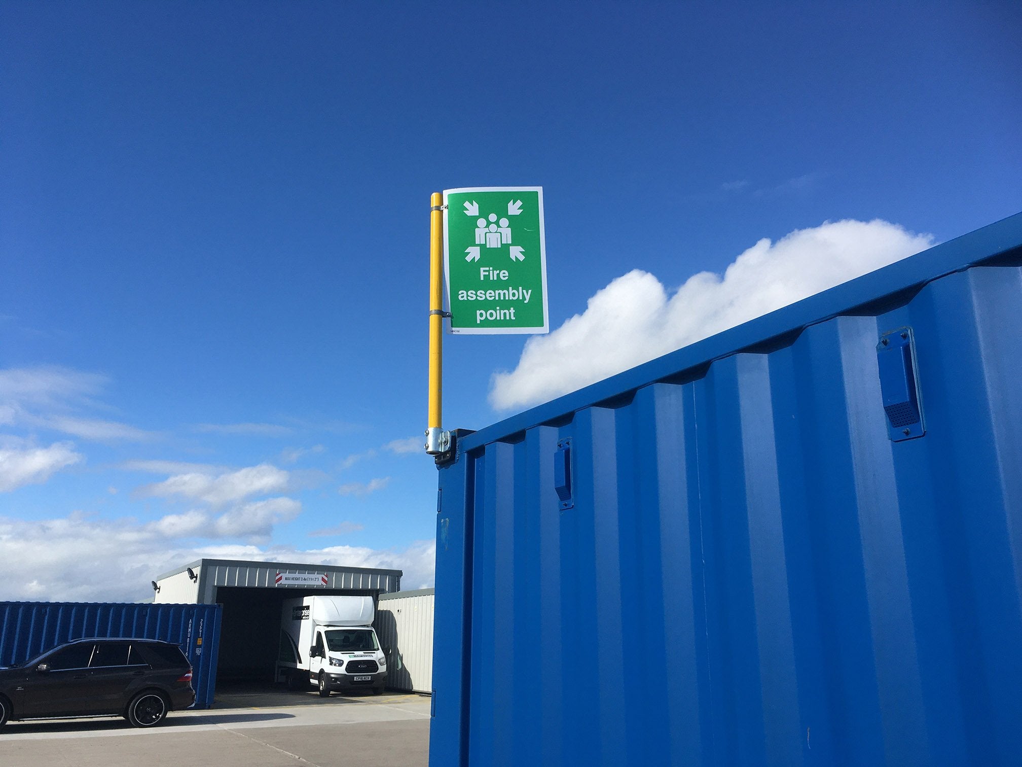 Flag/Sign on Shipping Container attached with Palm Railing Tube Clamp - Undrilled 48mm with Domino Clamp